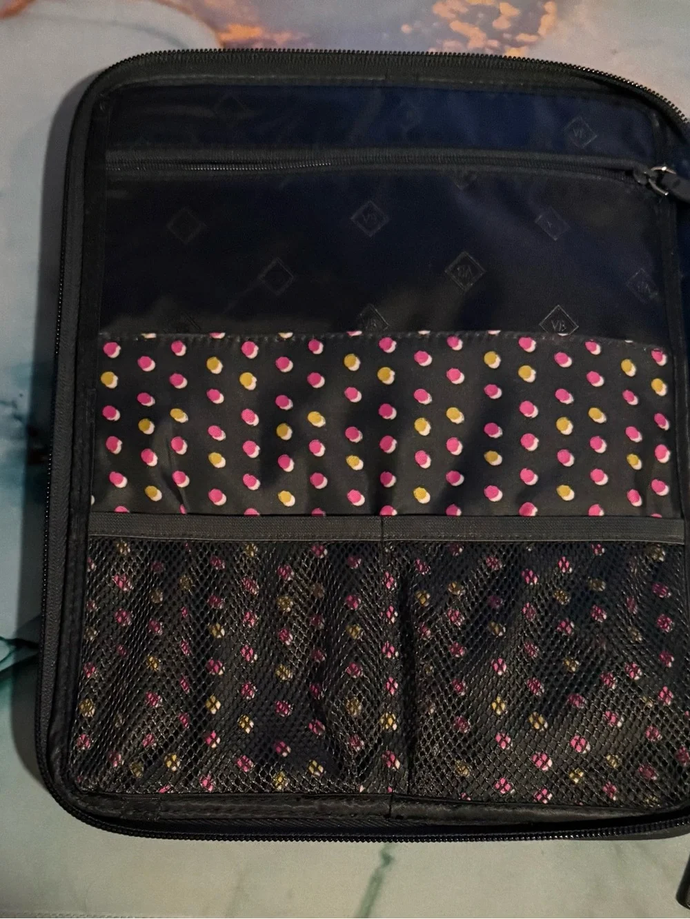 Vera Bradley Green Falling Slower Pattern Quilted Tablet Organizer Case